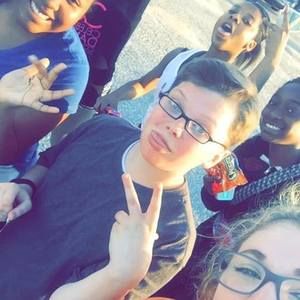 Meet your Posher, Tyler